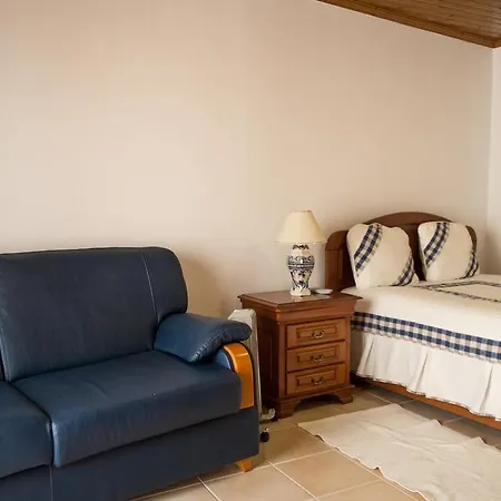D. Antonia Guest house *